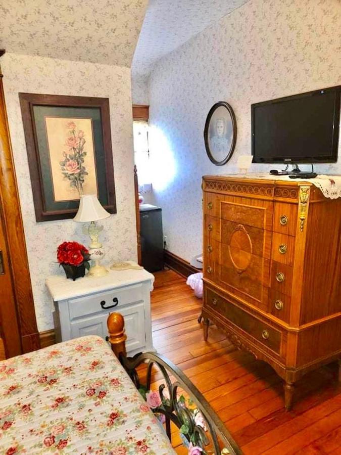 Historic 1912 Hoover House Bed And Breakfast Waynesboro Eksteriør billede